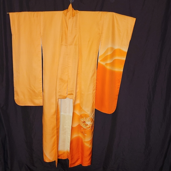 Japanese furisode kimono - Picture 11 of 14